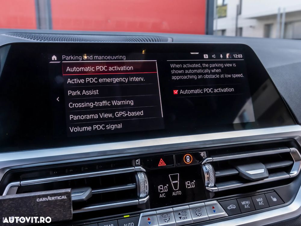 BMW M4 Competition M xDrive AT - 33