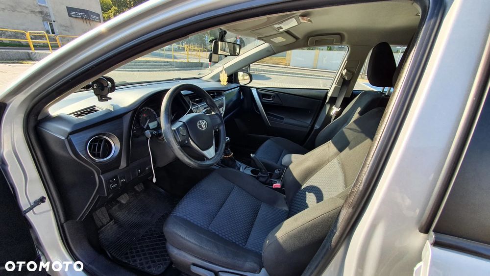 Toyota Auris 1.33 VVT-i Active - 7