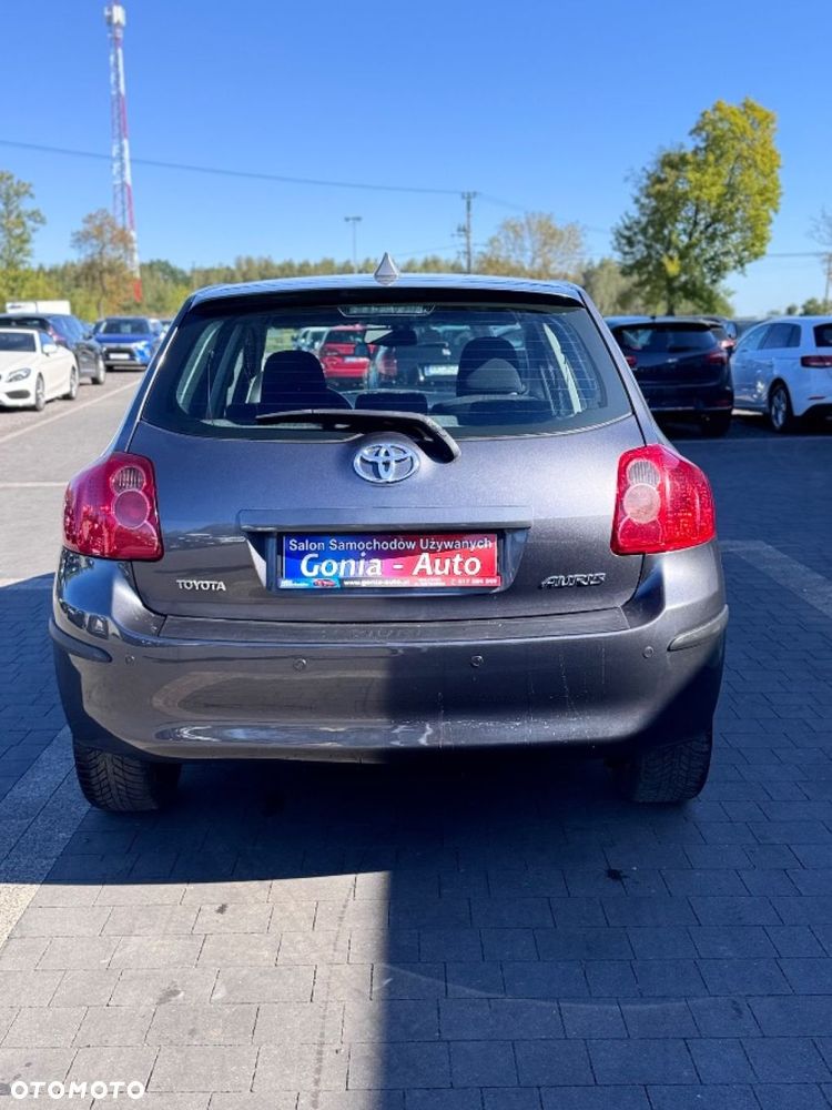 Toyota Auris - 6