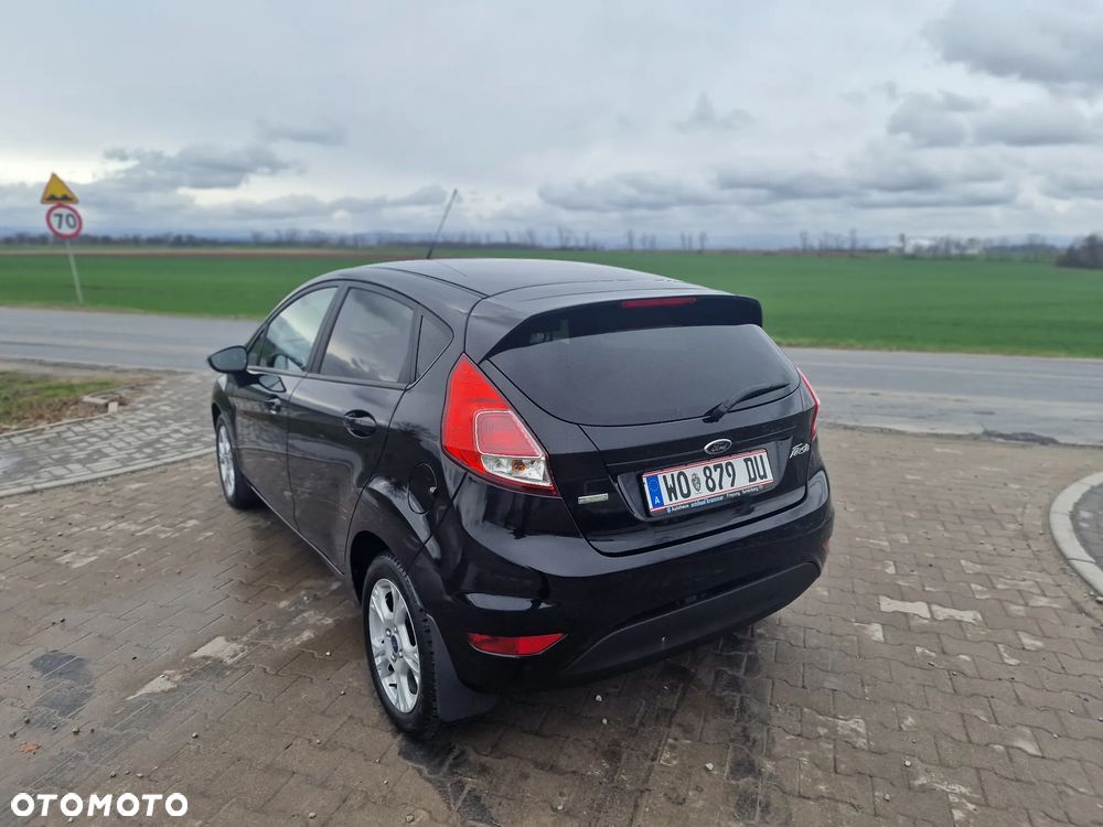 Ford Fiesta 1.25 Celebration - 15
