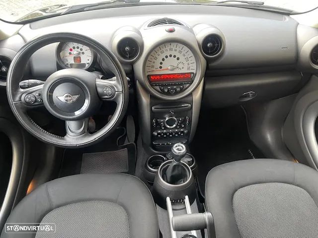 MINI Countryman One D - 29