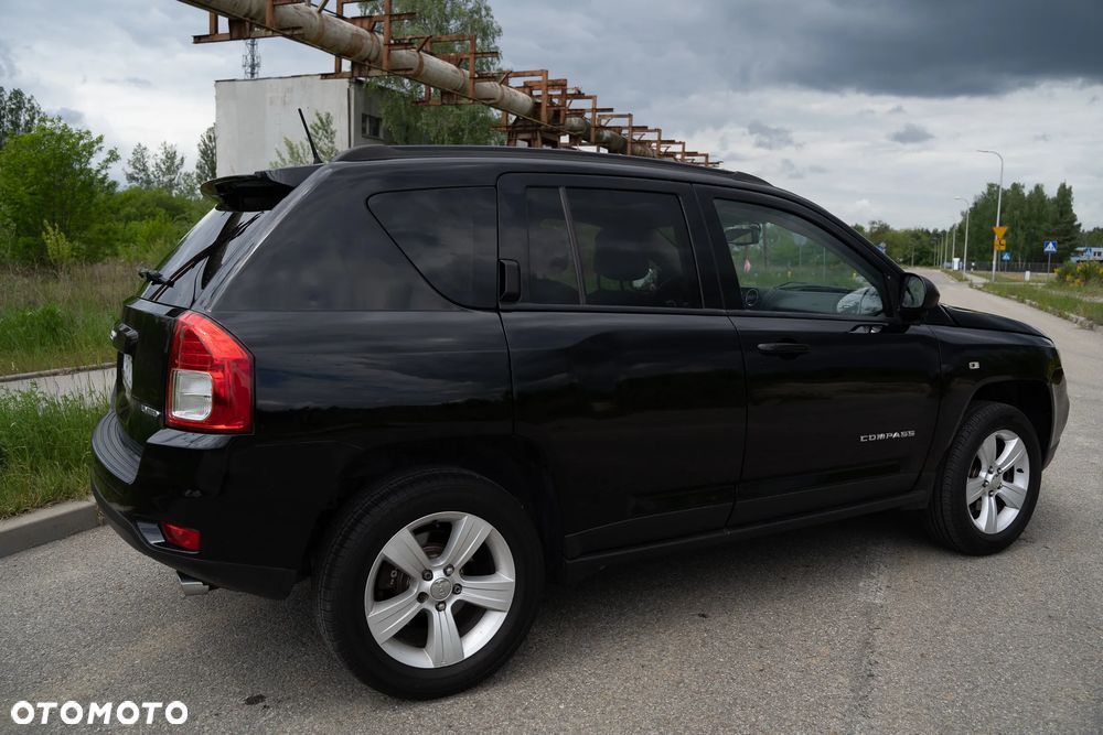 Jeep Compass 2.2 CRD 4x4 Sport - 14