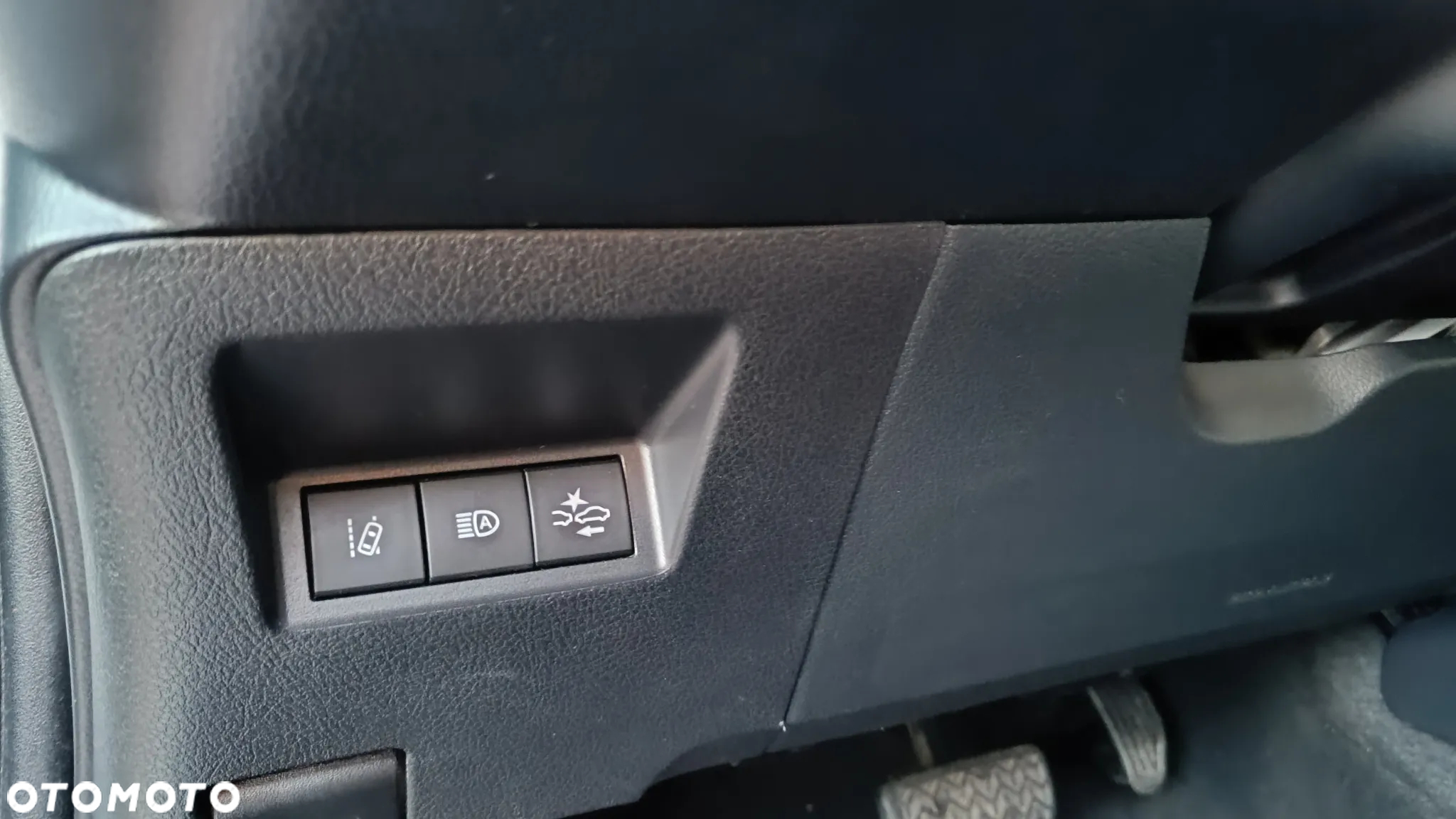 Toyota Yaris - 25
