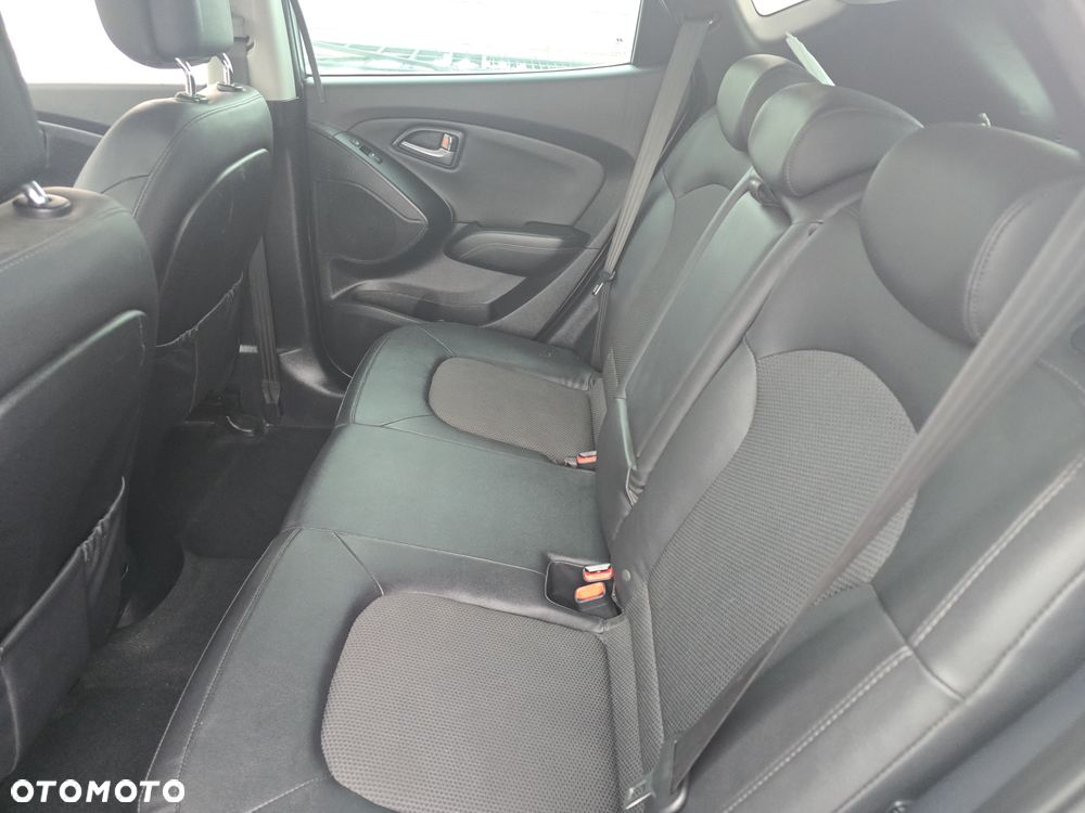 Hyundai ix35 1.7 CRDi 2WD blue Trend - 11