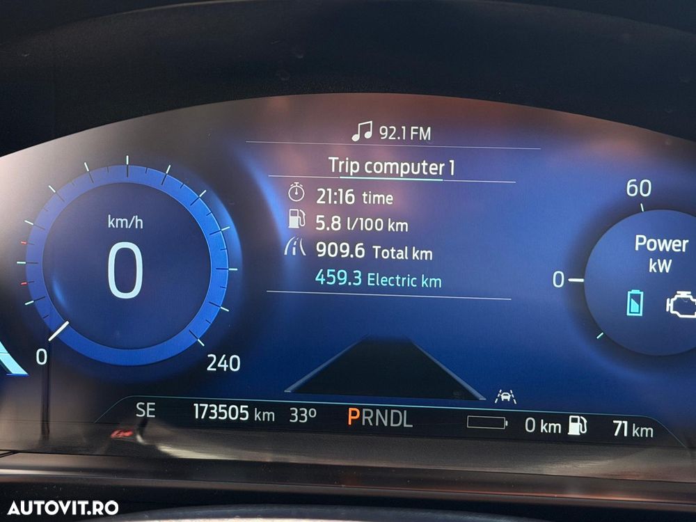 Ford Kuga 2.5 Duratec PHEV ST Line X - 35