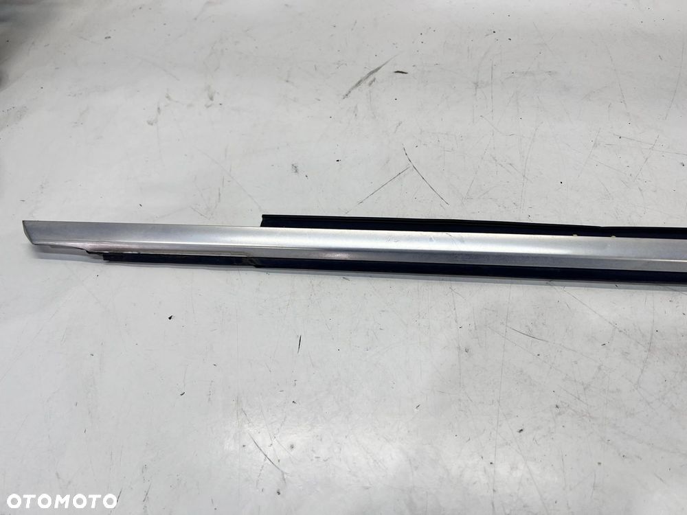 LISTWA CHROM DRZWI PRAWY PRZÓD AUDI A3 8V SEDAN 8V5853284 - 6