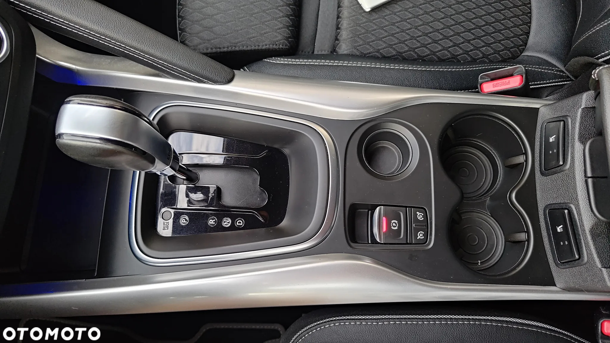 Renault Kadjar TCe 160 EDC GPF BOSE EDITION - 30