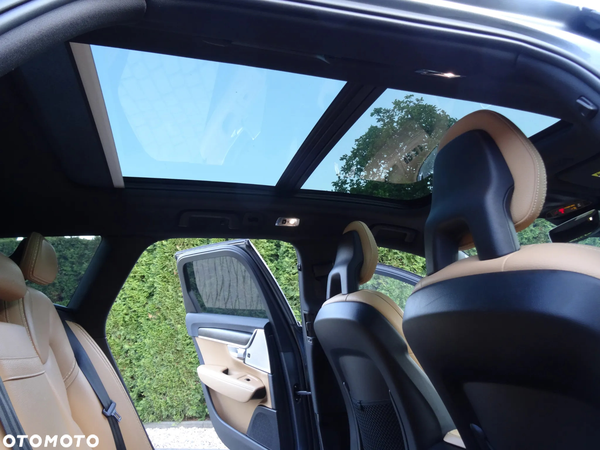 Volvo V90 Cross Country - 17