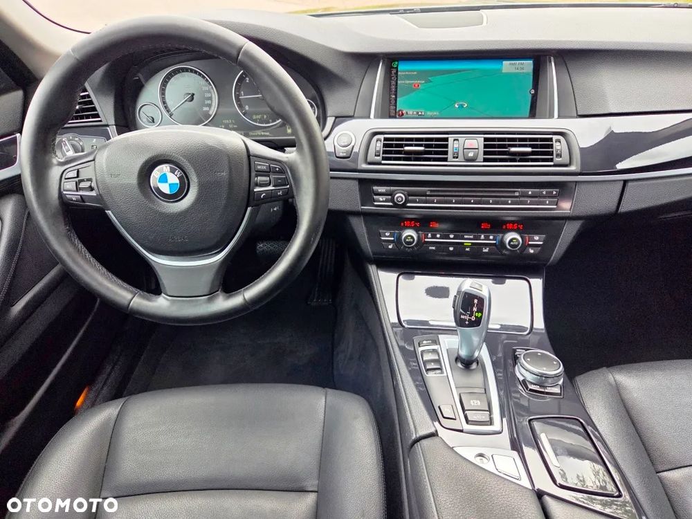 BMW Seria 5 518d Business Edition - 36