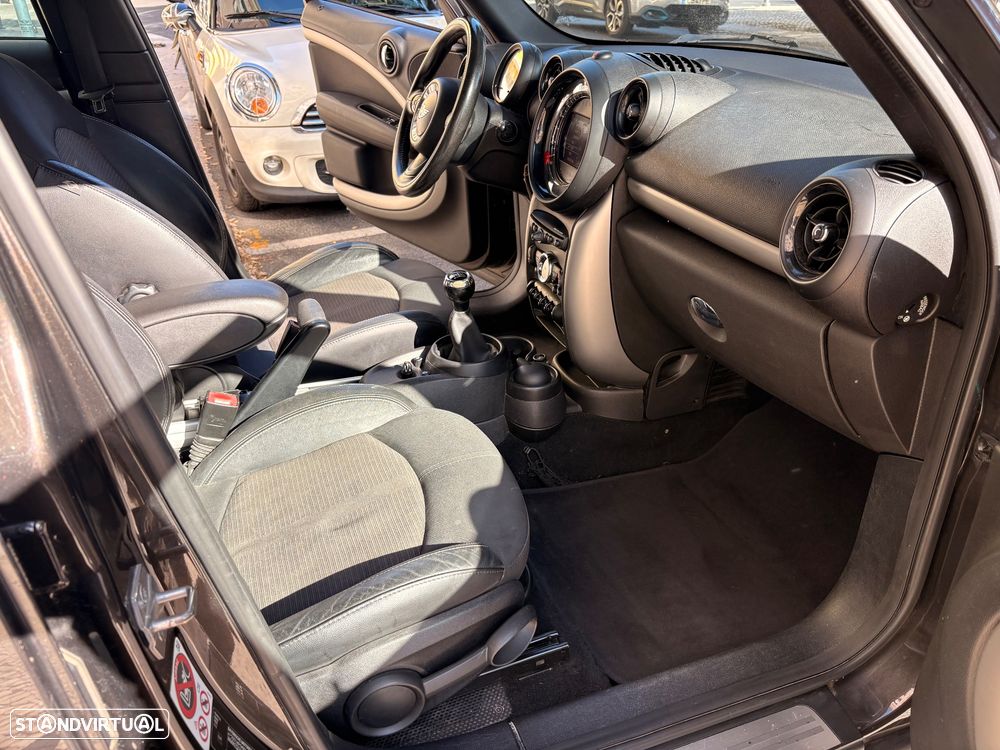 MINI Countryman Cooper D - 13