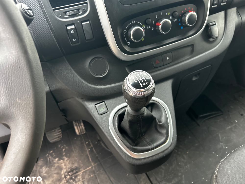 Renault TRAFIC - 28