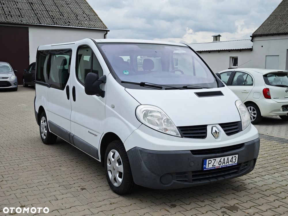 Renault Trafic L1H1 Passenger Lux - 1