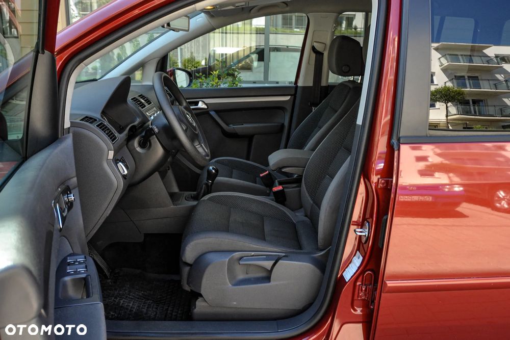 Volkswagen Touran - 7