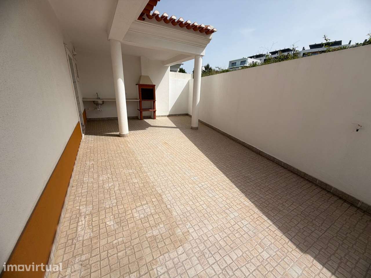 Moradia com garagem - Grande imagem: 4/25