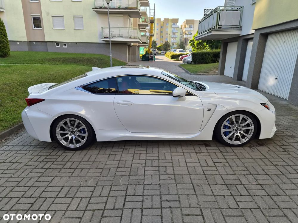 Lexus RC - 6