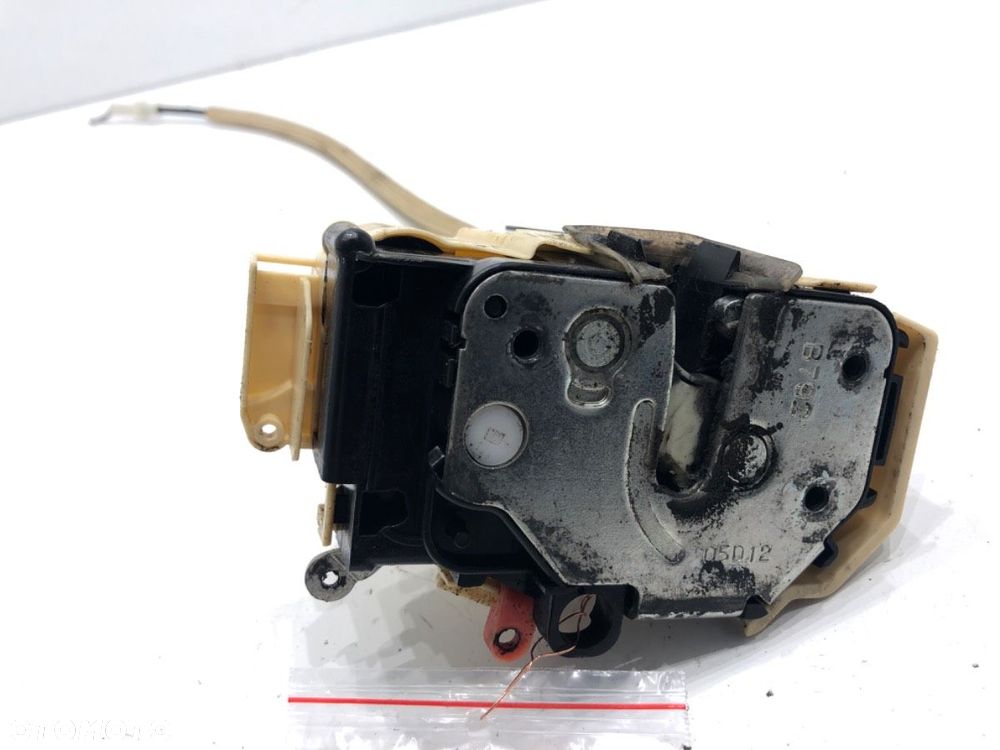 ZAMEK DRZWI PRAWY PRZÓD - 59.00 PLN - FIAT PANDA (312_, 319_) 2012 - 2022 1.2 (312PXA1A) 51 kW [69 - 1