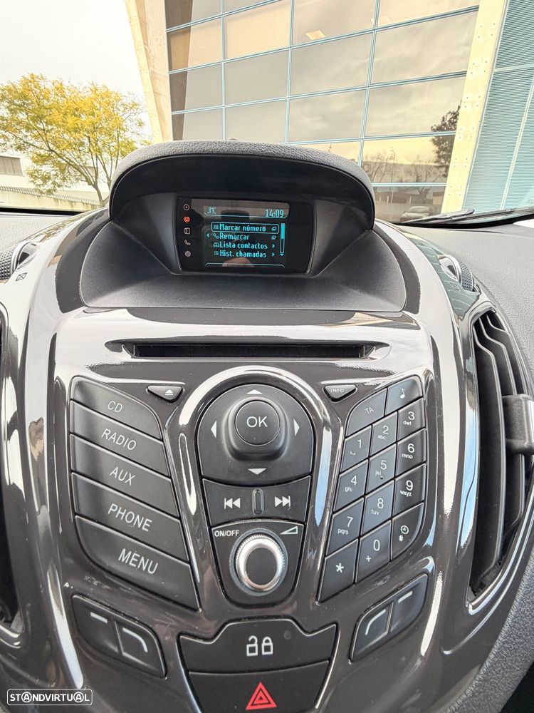 Ford Tourneo Courier 1.6 TDCi Titanium - 16