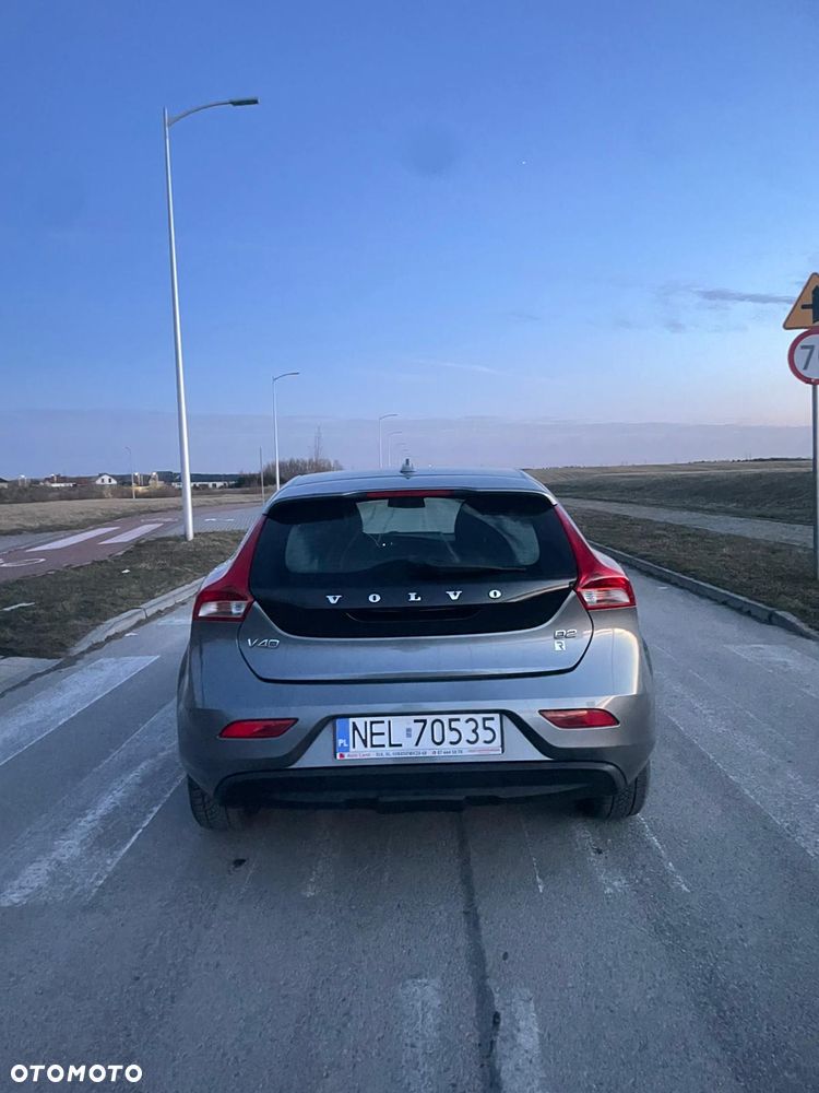 Volvo V40 D2 - 2