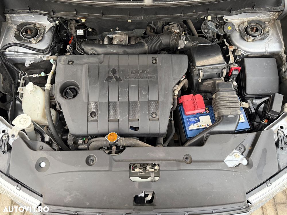Mitsubishi ASX - 12