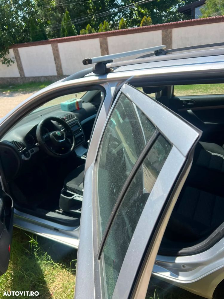 Skoda Octavia 1.6 TDI ELEGANCE - 3