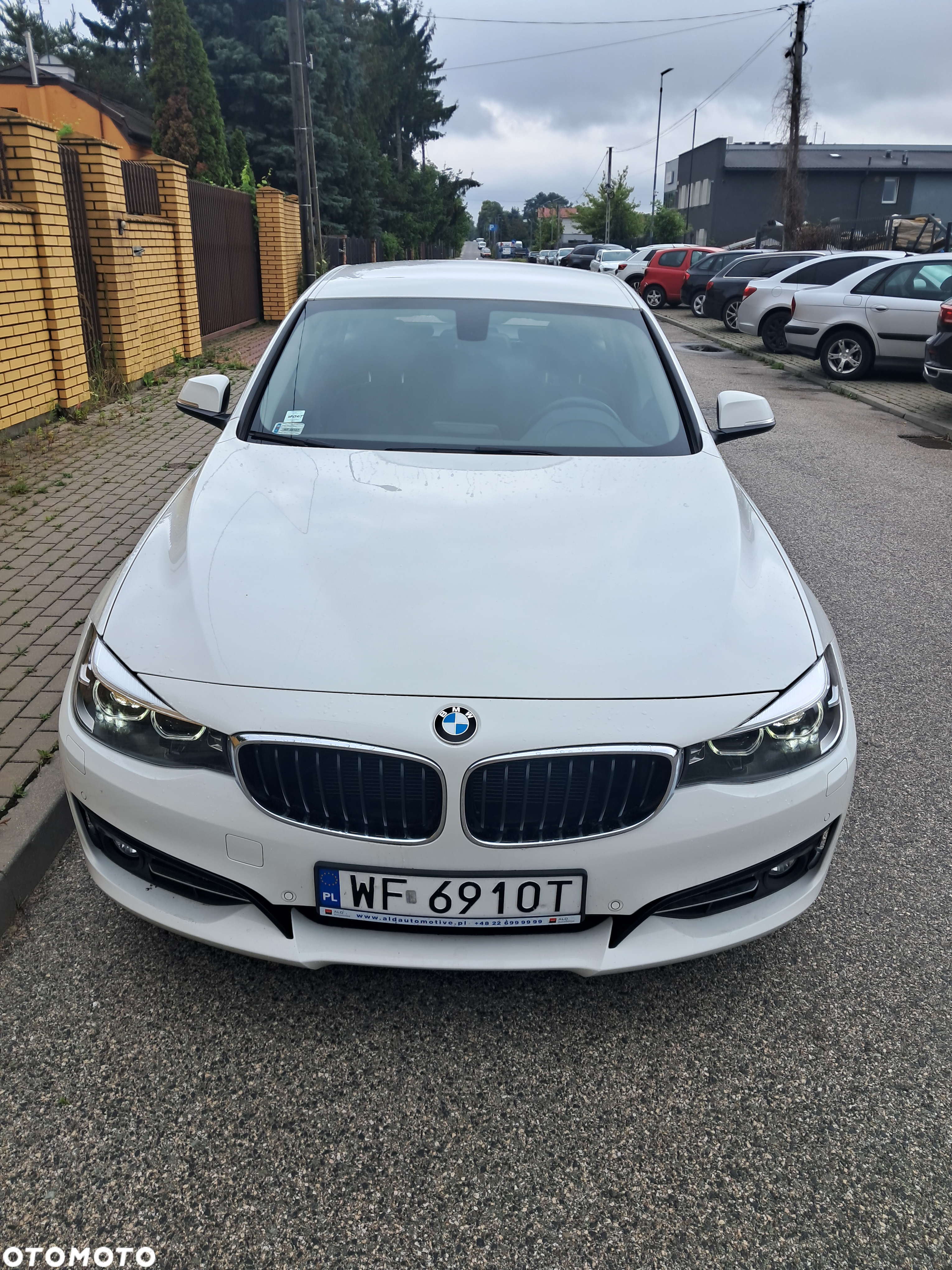 BMW Seria 3 320d Sport Line - 4