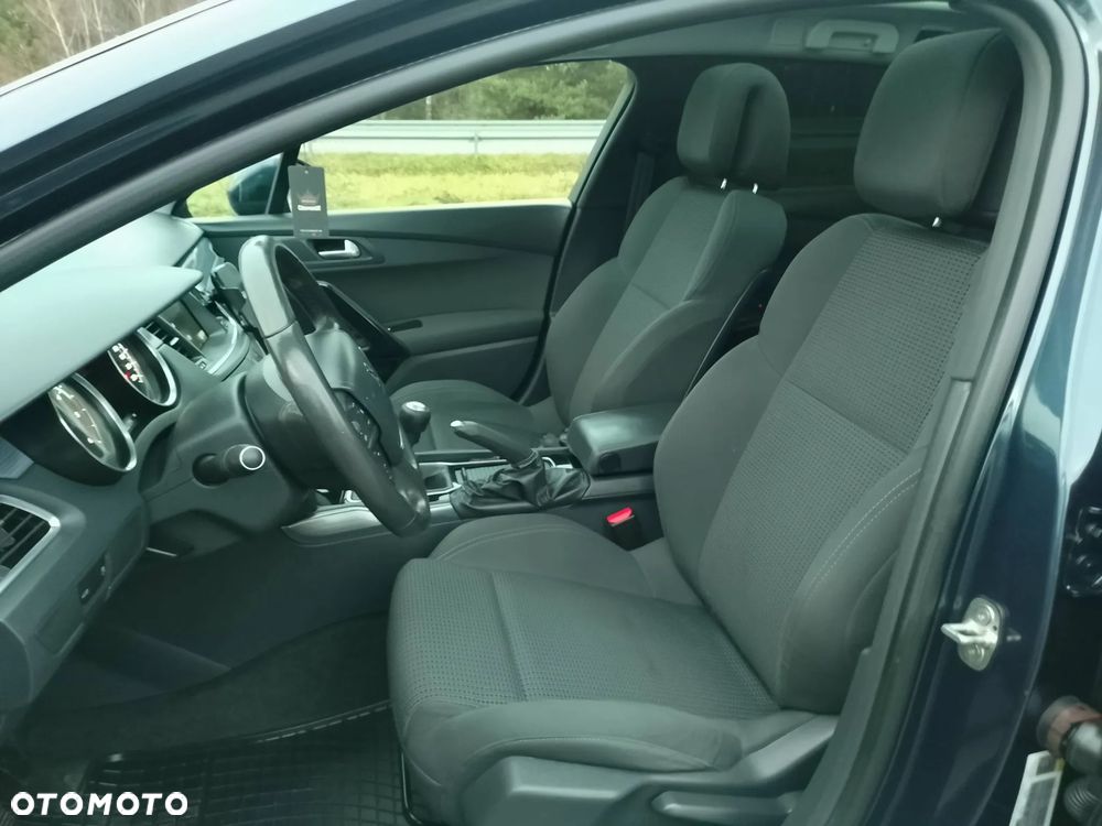 Peugeot 508 e-HDi 115 Stop&Start Access - 29