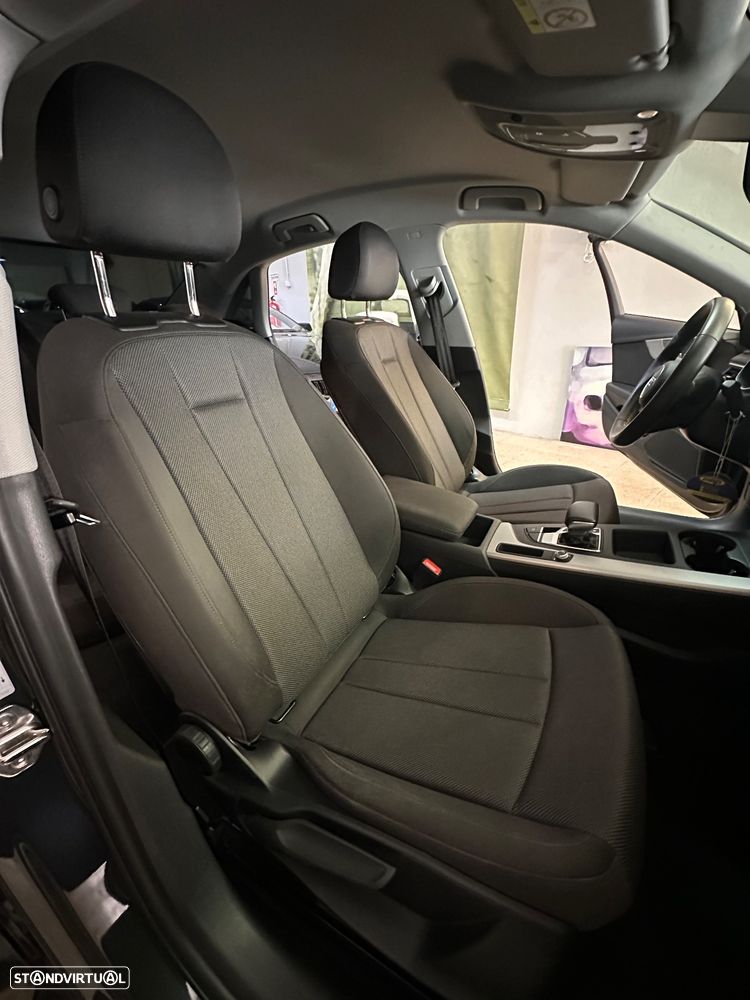 Audi A4 35 TDI Advanced S tronic - 27
