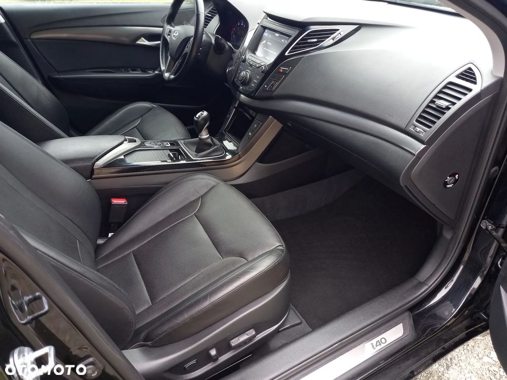 Hyundai i40 Kombi 1.7 CRDi Premium - 39