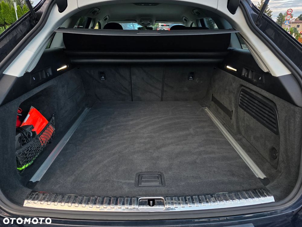 Audi A6 Avant 40 TDI quattro S tronic - 35