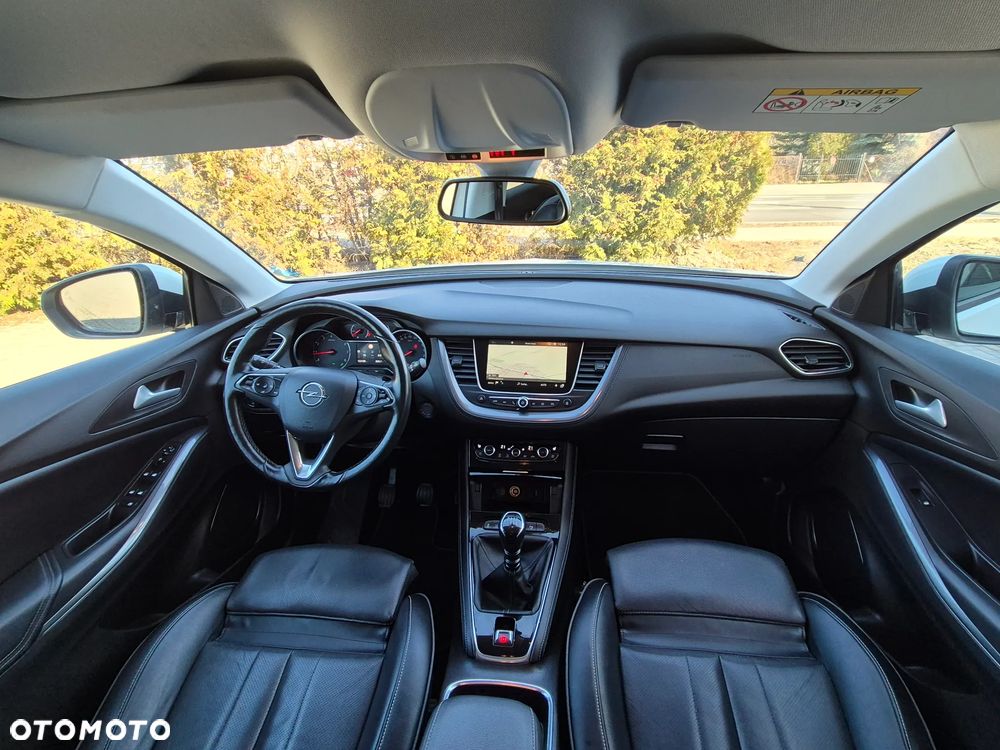 Opel Grandland X 1.2 Start/Stop Business INNOVATION - 32