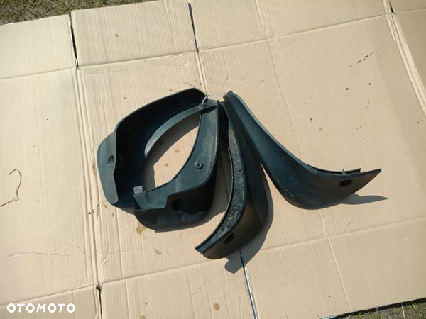 Nissan QASHQAI J10 CHLAPACZE CHLAPACZ PRZÓD TYŁ OSŁONY KPL. ORYG.