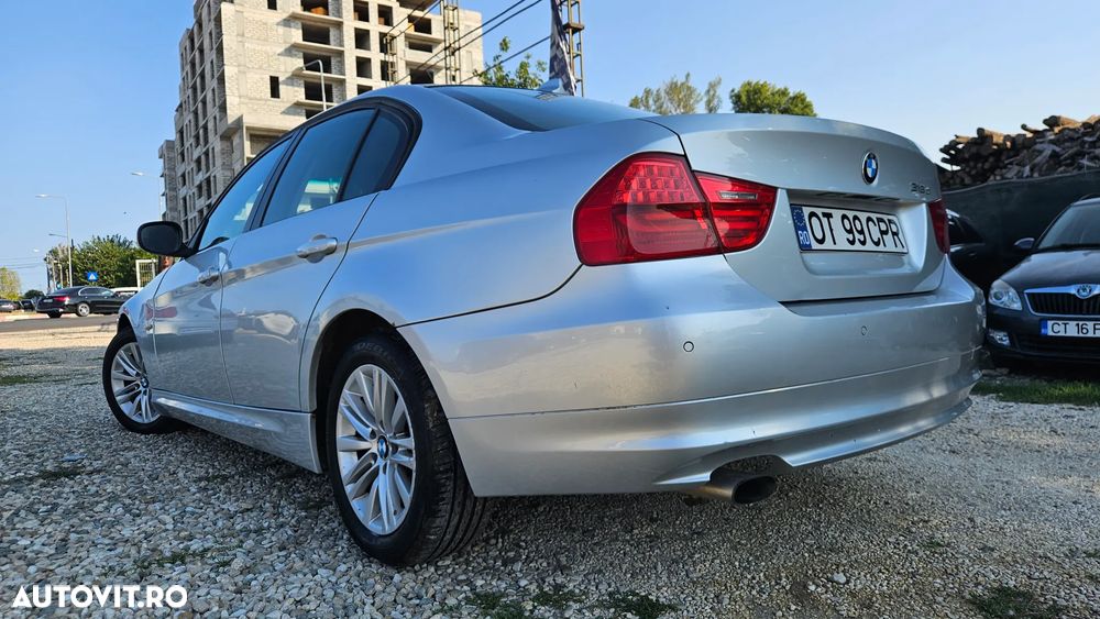 BMW Seria 3 318d Aut. Blue Performance Modern Line - 24