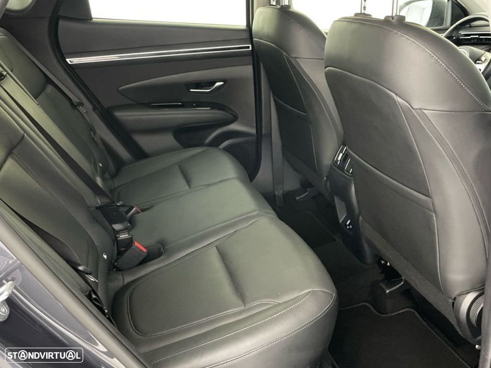 Hyundai Tucson 1.6 CRDi Vanguard DCT - 23
