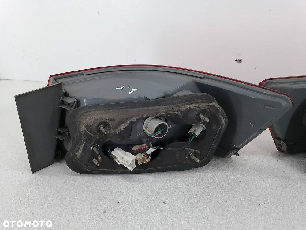 LAMPY TYŁ KOMPLET HYUNDAI SONATA IV 92402-0A0  92401-0A0 SEDAN - 3