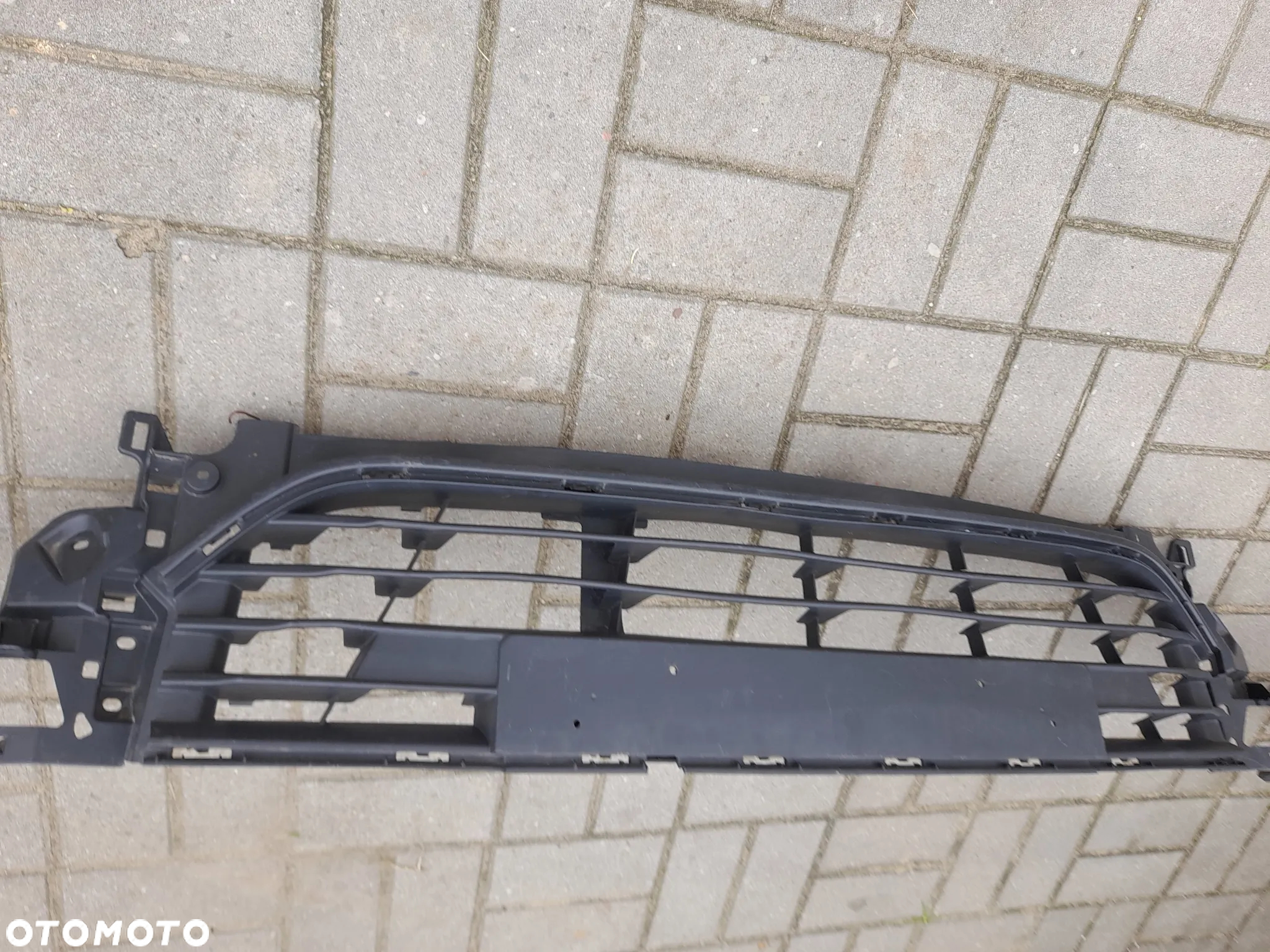 RENAULT CLIO IV LIFT KRATKA ŚRODKOWA ZDERZAK PRZEDNI PRZÓDA - 6