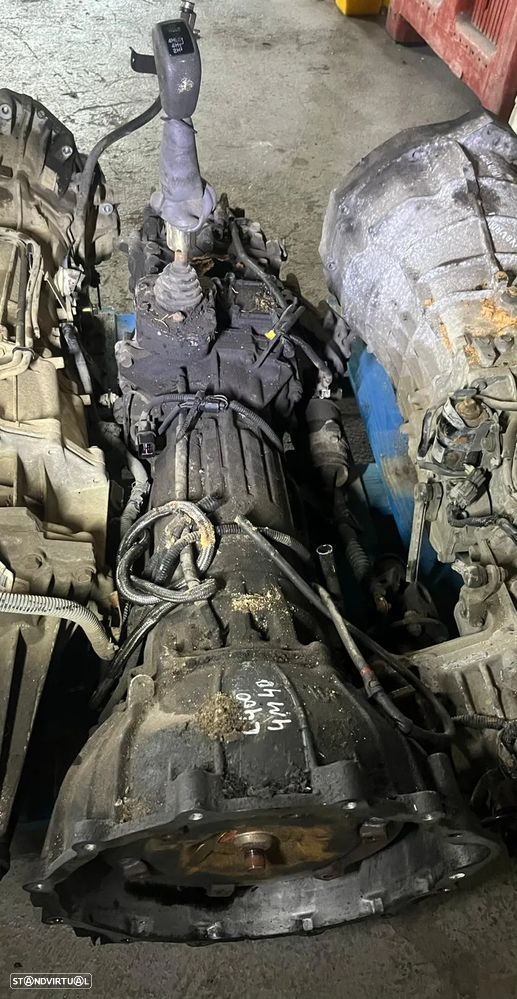 Caixa de Velocidades Automatica e Caixa Transferências Mitsubishi Pajero 2.8 Ref: 4M40 - 1