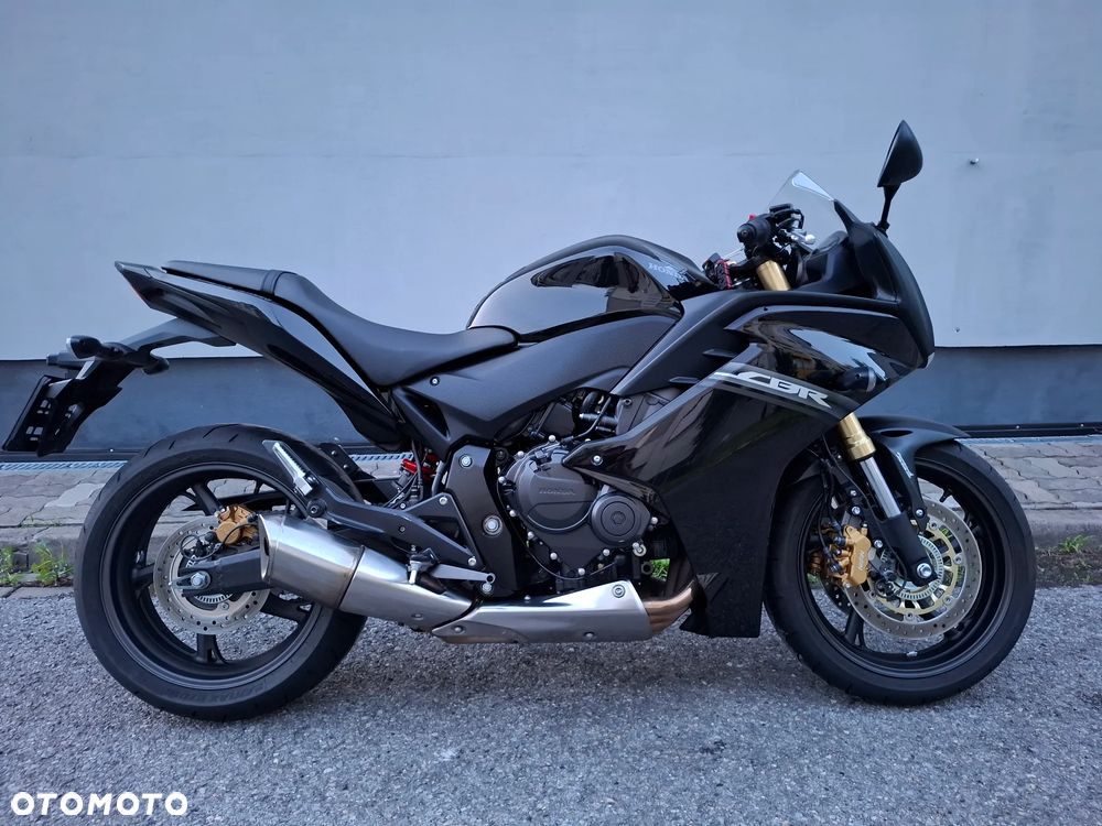 Honda CBR - 1