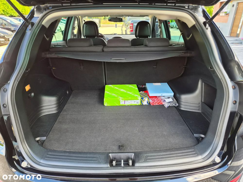Hyundai ix35 1.7 CRDi 2WD Fifa World Cup Edition - 21