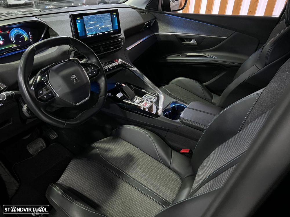 Peugeot 3008 1.6 Hybrid Allure Pack e-EAT8 - 19