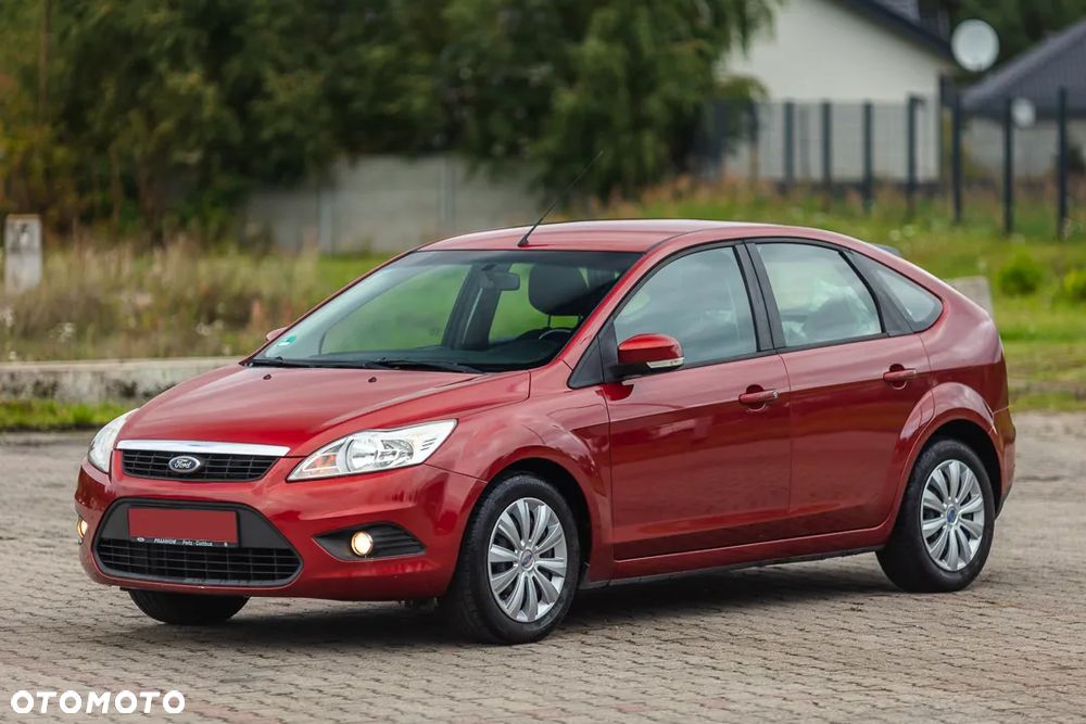 Ford Focus 1.6 16V Style+ - 10