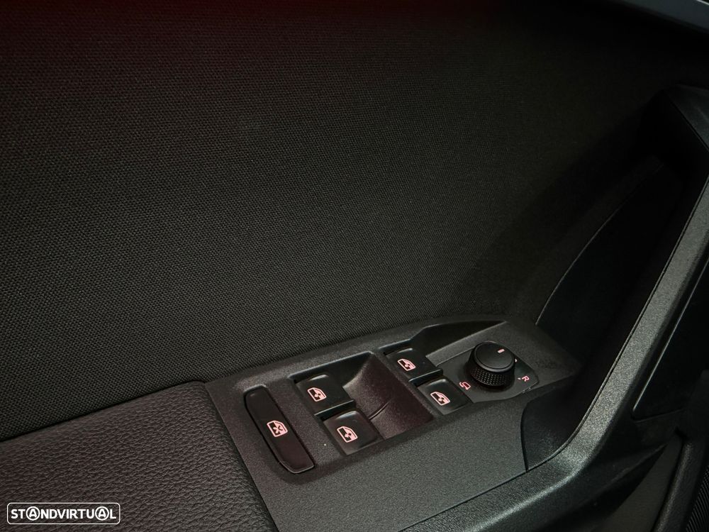 SEAT Ibiza 1.0 TSI FR - 27