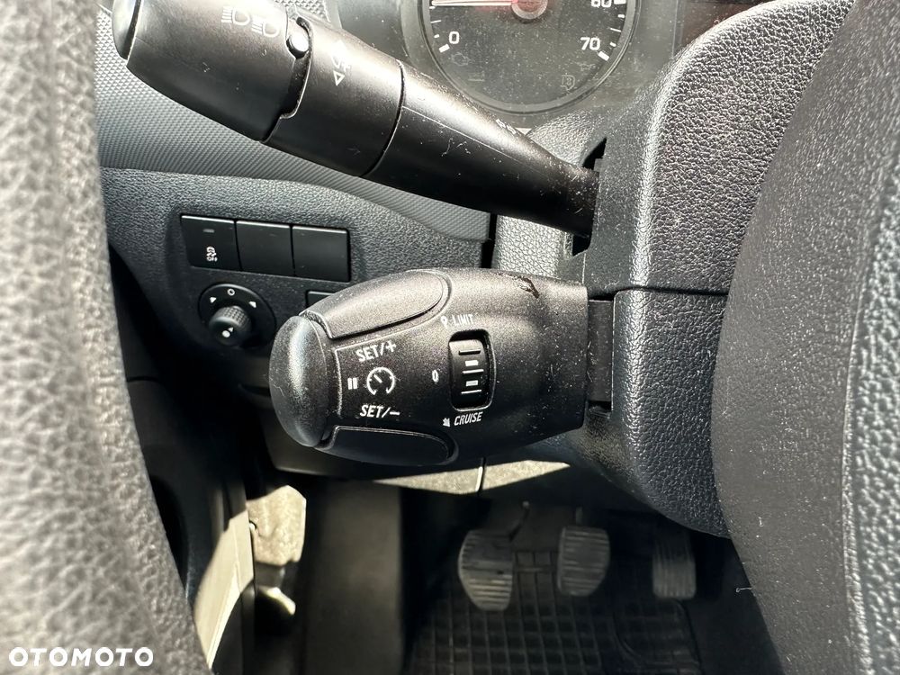 Peugeot PARTNER - 13