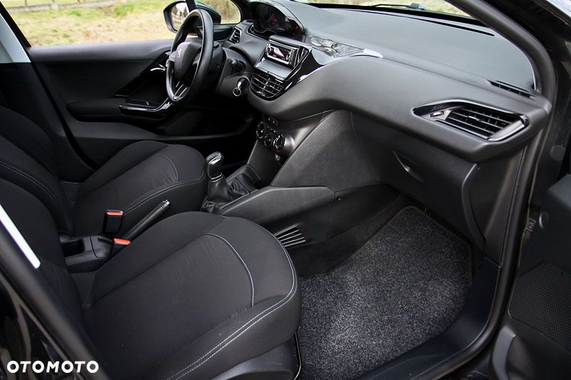 Peugeot 208 82 VTI Active - 8