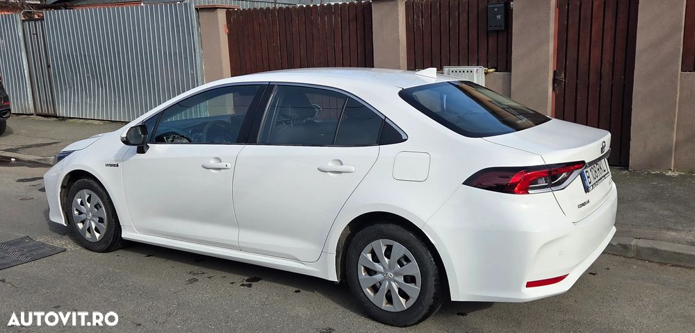 Toyota Corolla 1.8 HSD Business - 3