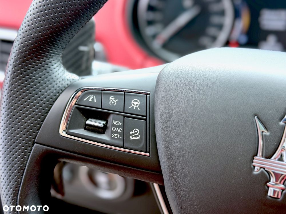 Maserati Levante Trofeo - 32