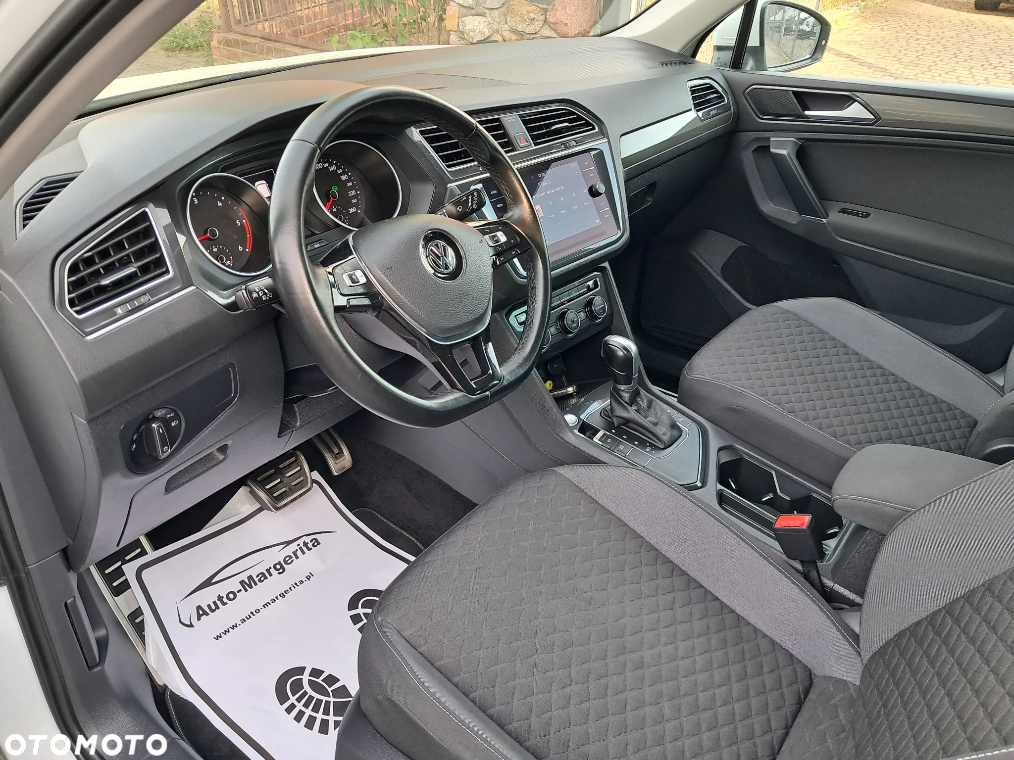 Volkswagen Tiguan - 15