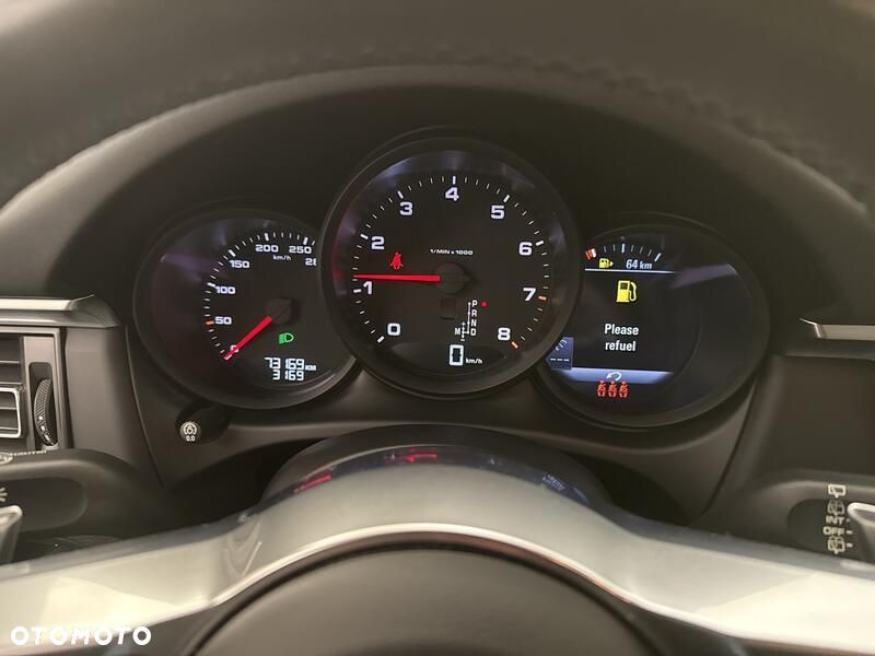 Porsche Macan Standard - 14