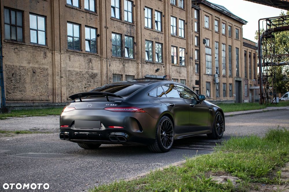 Mercedes-Benz AMG GT - 7