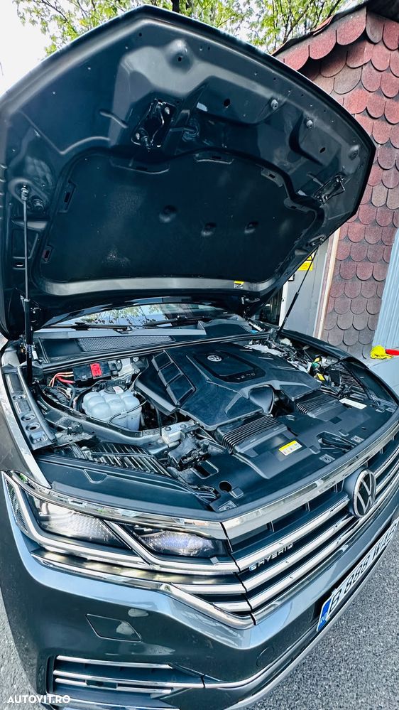 Volkswagen Touareg - 9