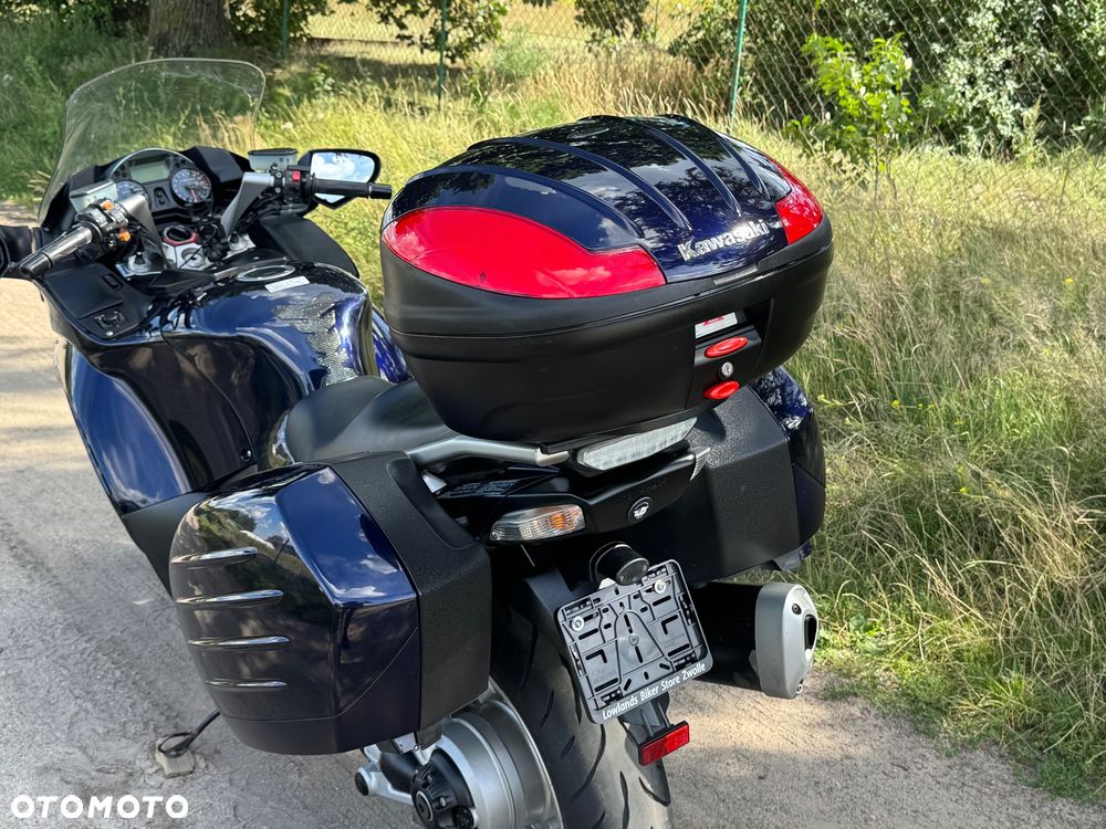 Kawasaki GTR - 13